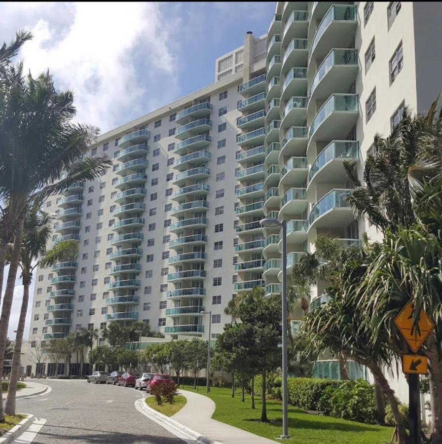 Miami Sunny Isles Ocean Reserve 704 Eksteriør billede
